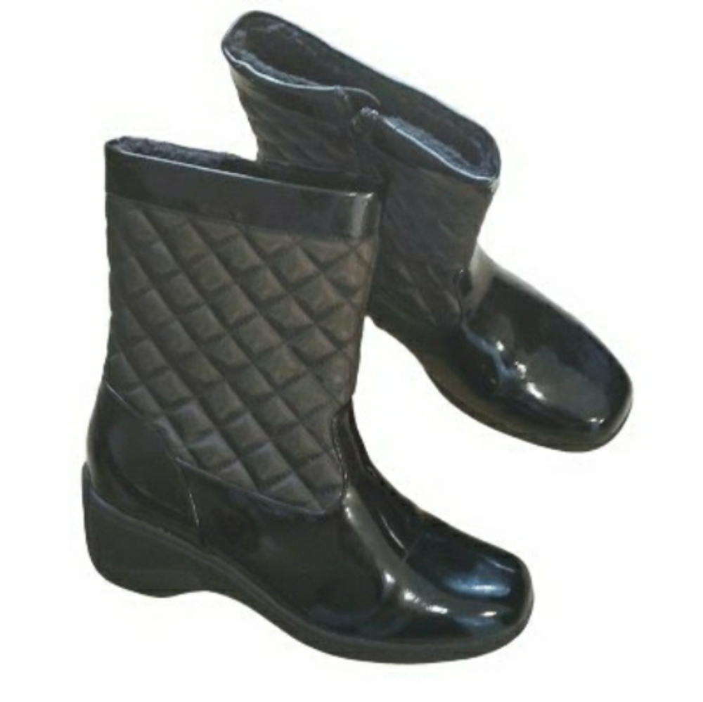 White Mountain Aquarius Quilted Satin Boots / Size 7M Black Winter Boots